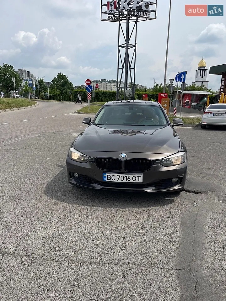 2012 BMW 3er - мініатюра 13