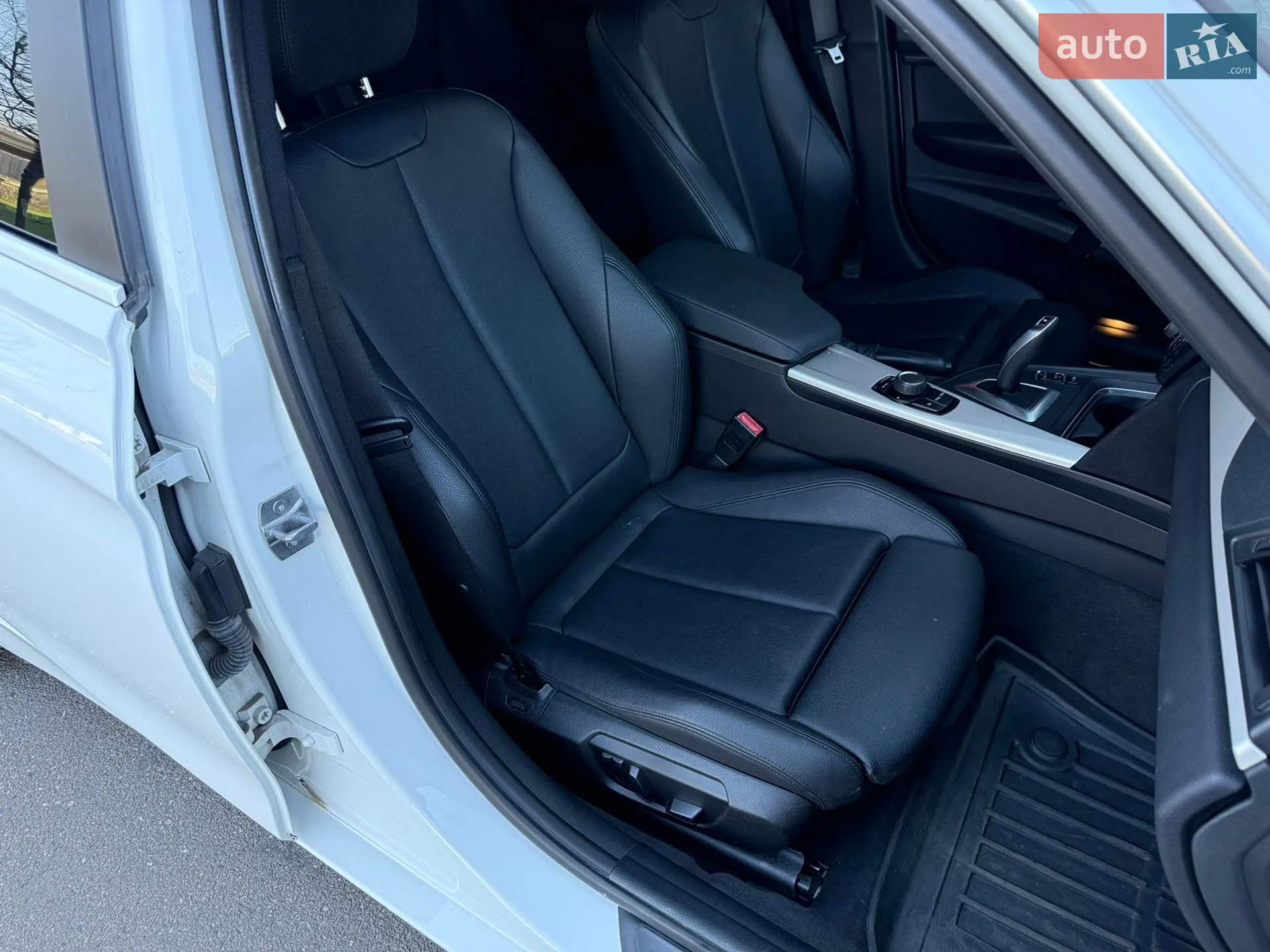 2014 BMW 3er - мініатюра 14