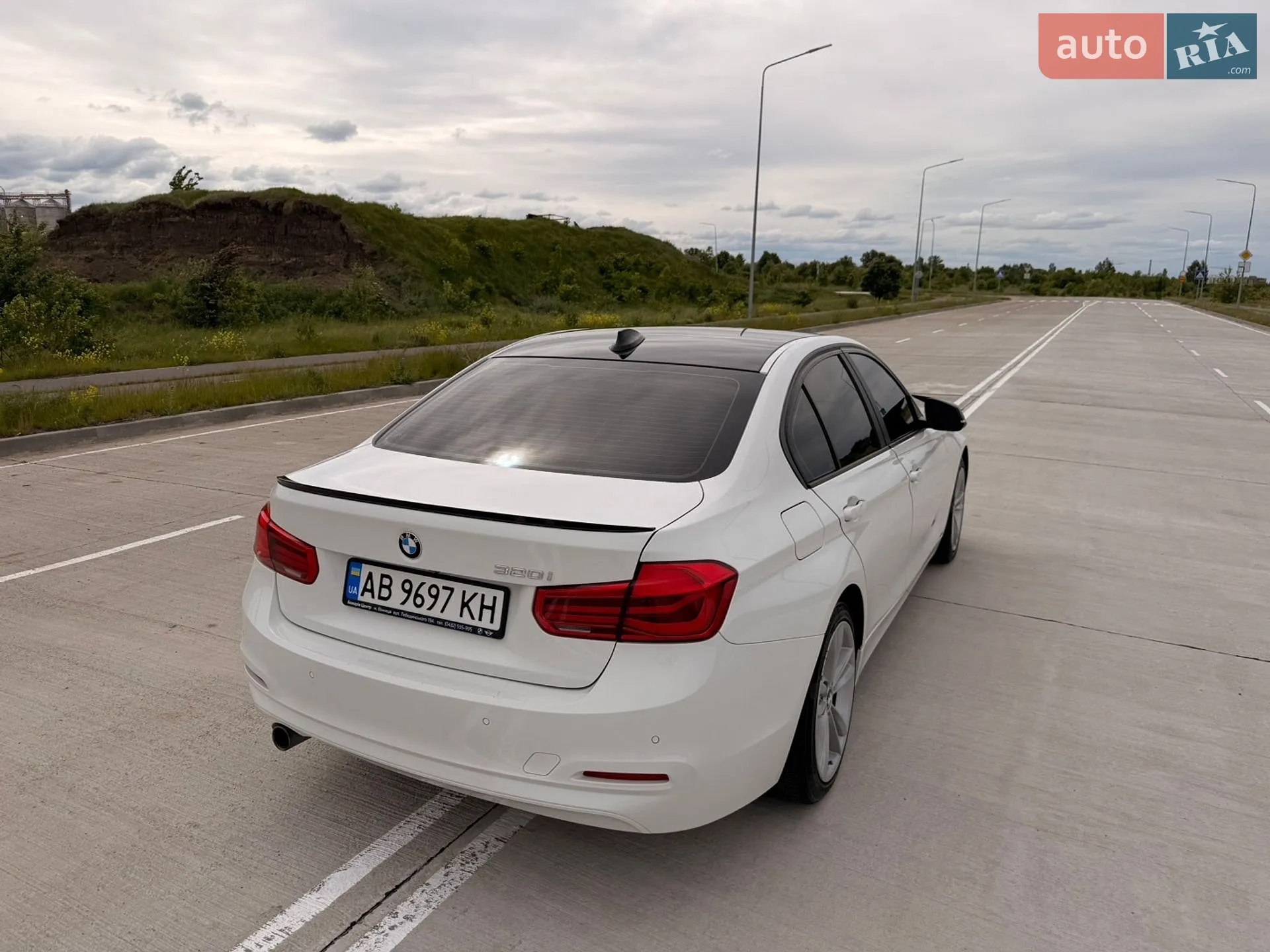 2017 BMW 3er - мініатюра 14