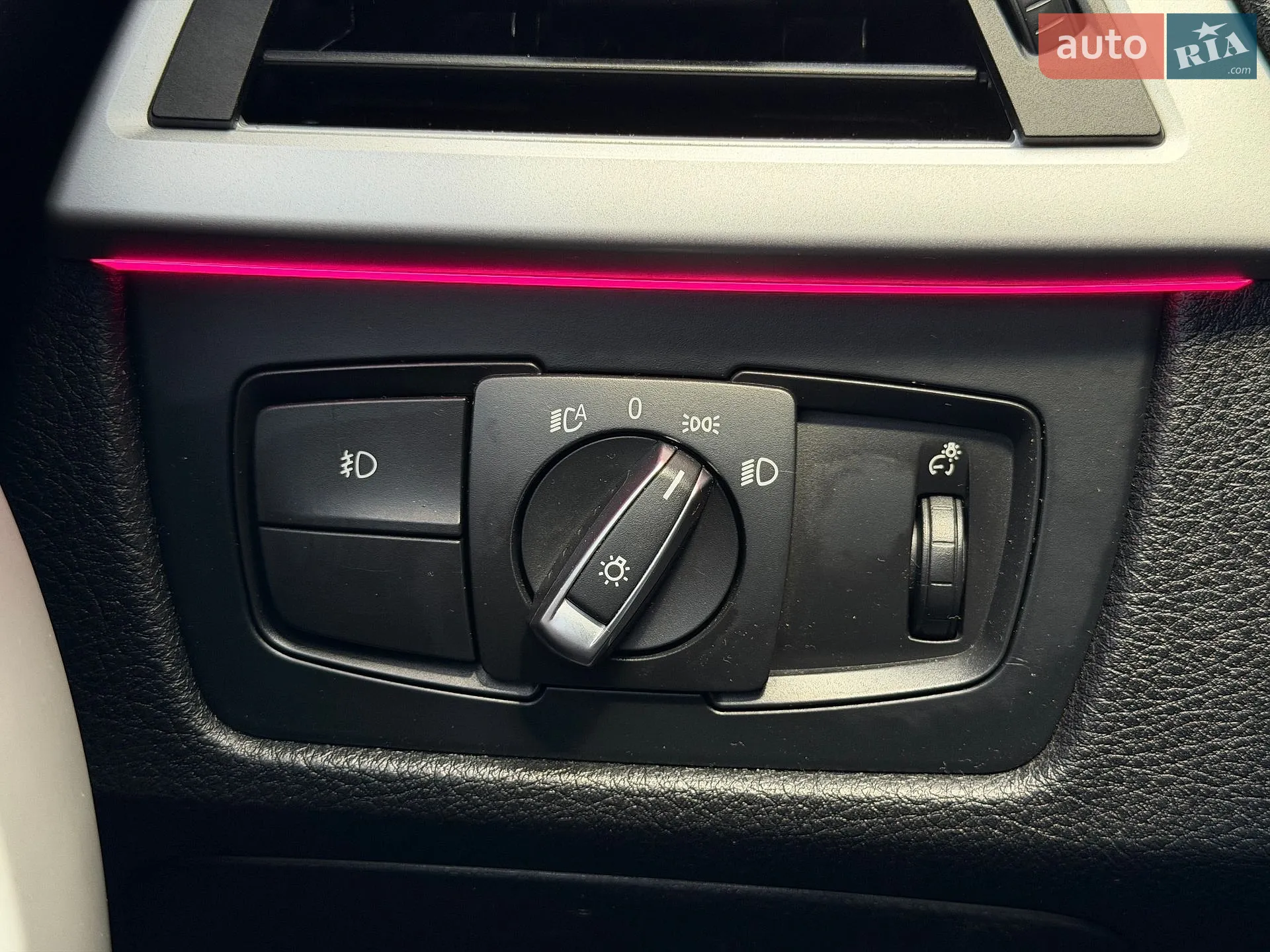 2012 BMW 3er - мініатюра 19