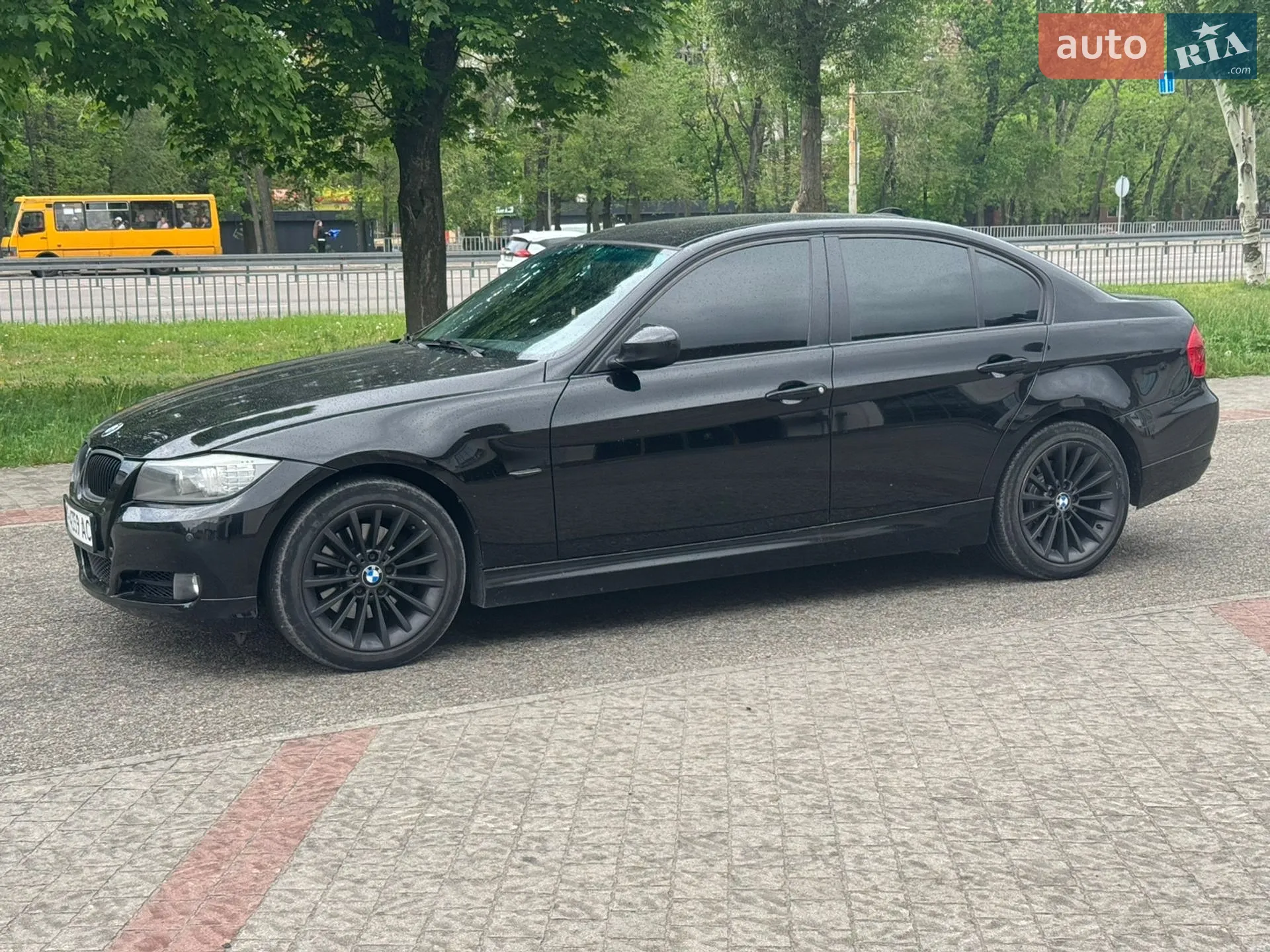 2010 BMW 3er - мініатюра 11