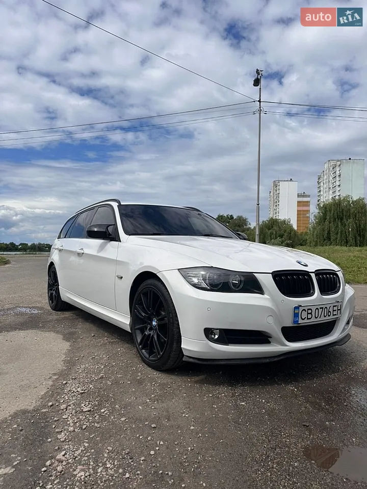 2010 BMW 3er - мініатюра 21
