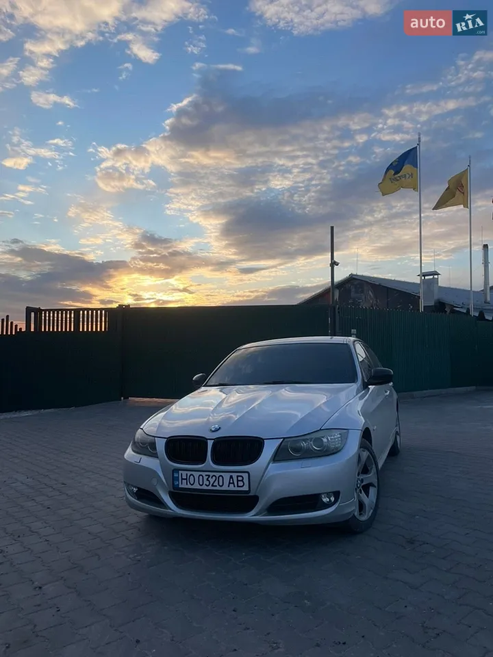 2010 BMW 3er - мініатюра 13