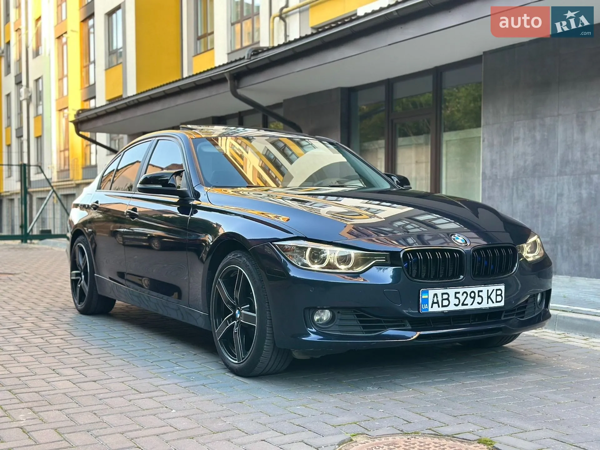 2015 BMW 3er - мініатюра 2