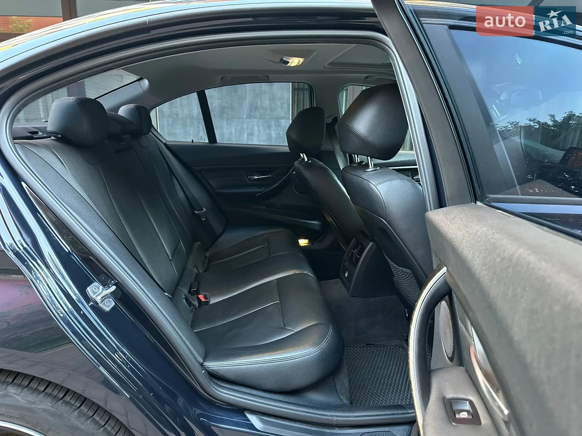 2015 BMW 3er - мініатюра 18