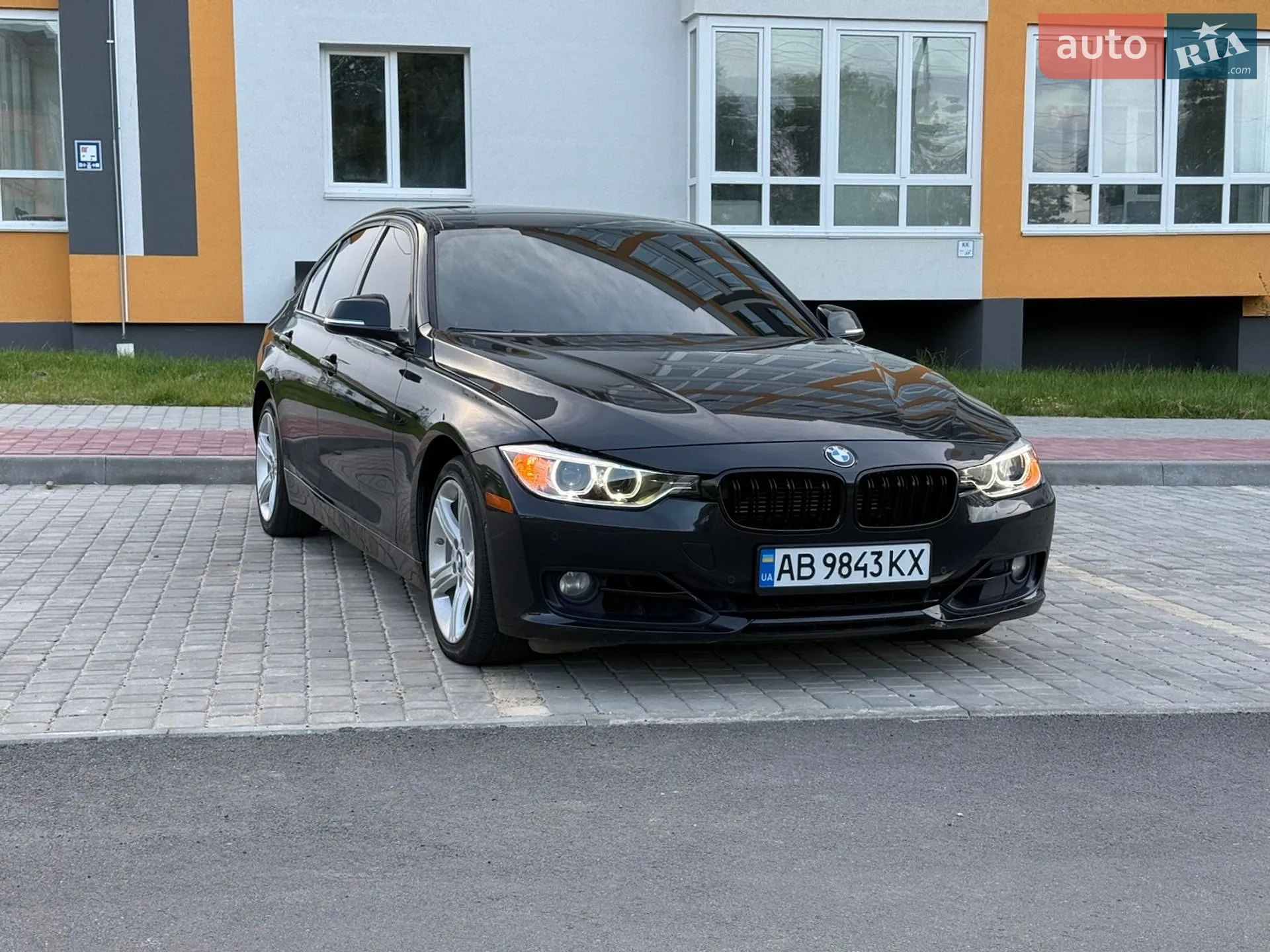 2013 BMW 3er - мініатюра 2