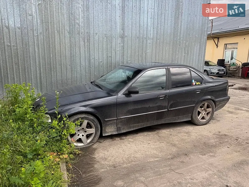 BMW 3 Series 1997 VIN WBACA91000KA22470 фото оголошення 12 з 42