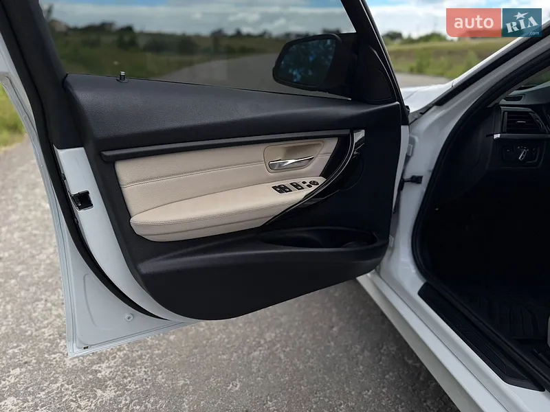 BMW 3 Series 2014 VIN WBA3B5C54FF961120 фото оголошення 21 з 64