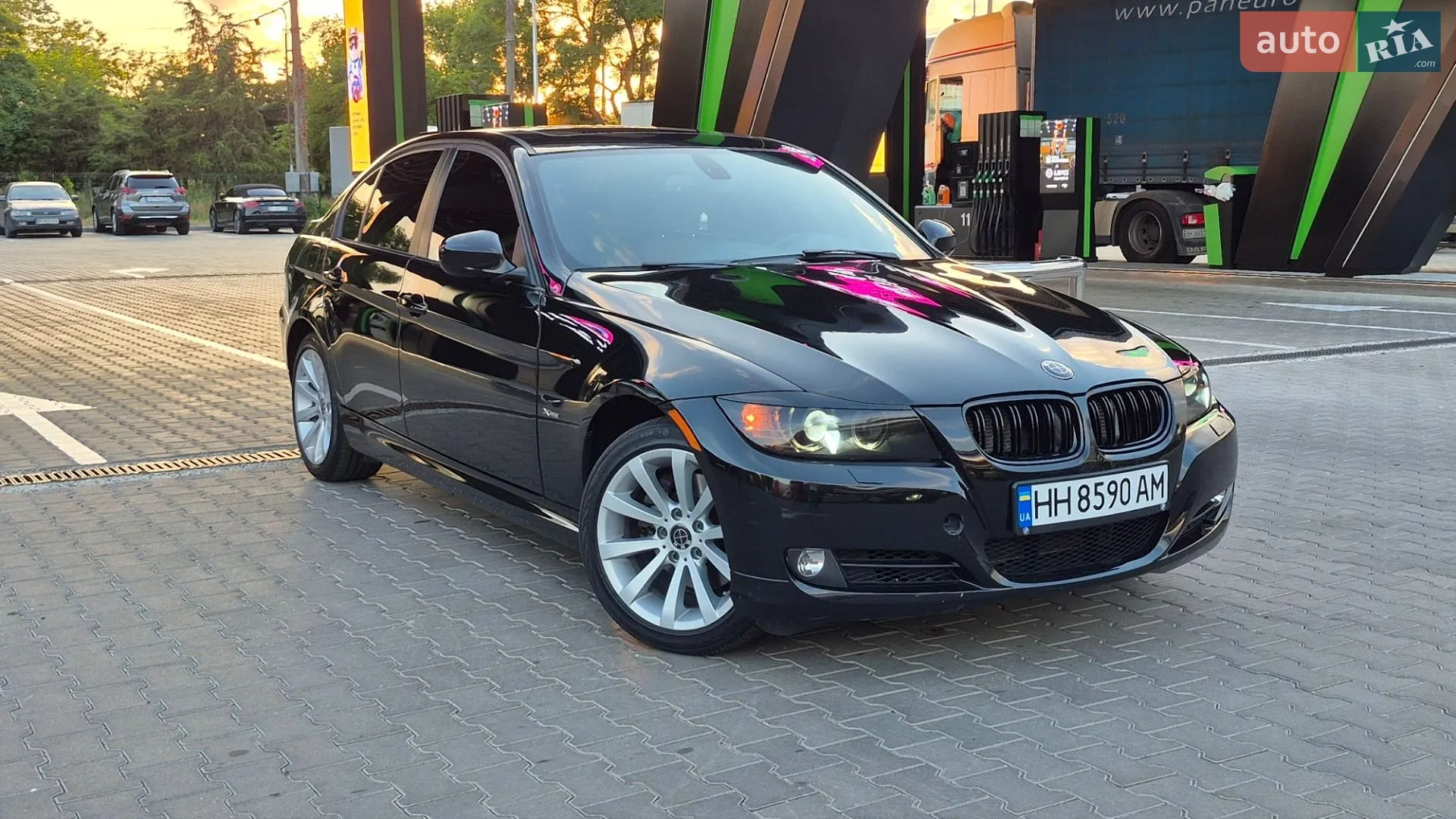 2010 BMW 3er - мініатюра 19