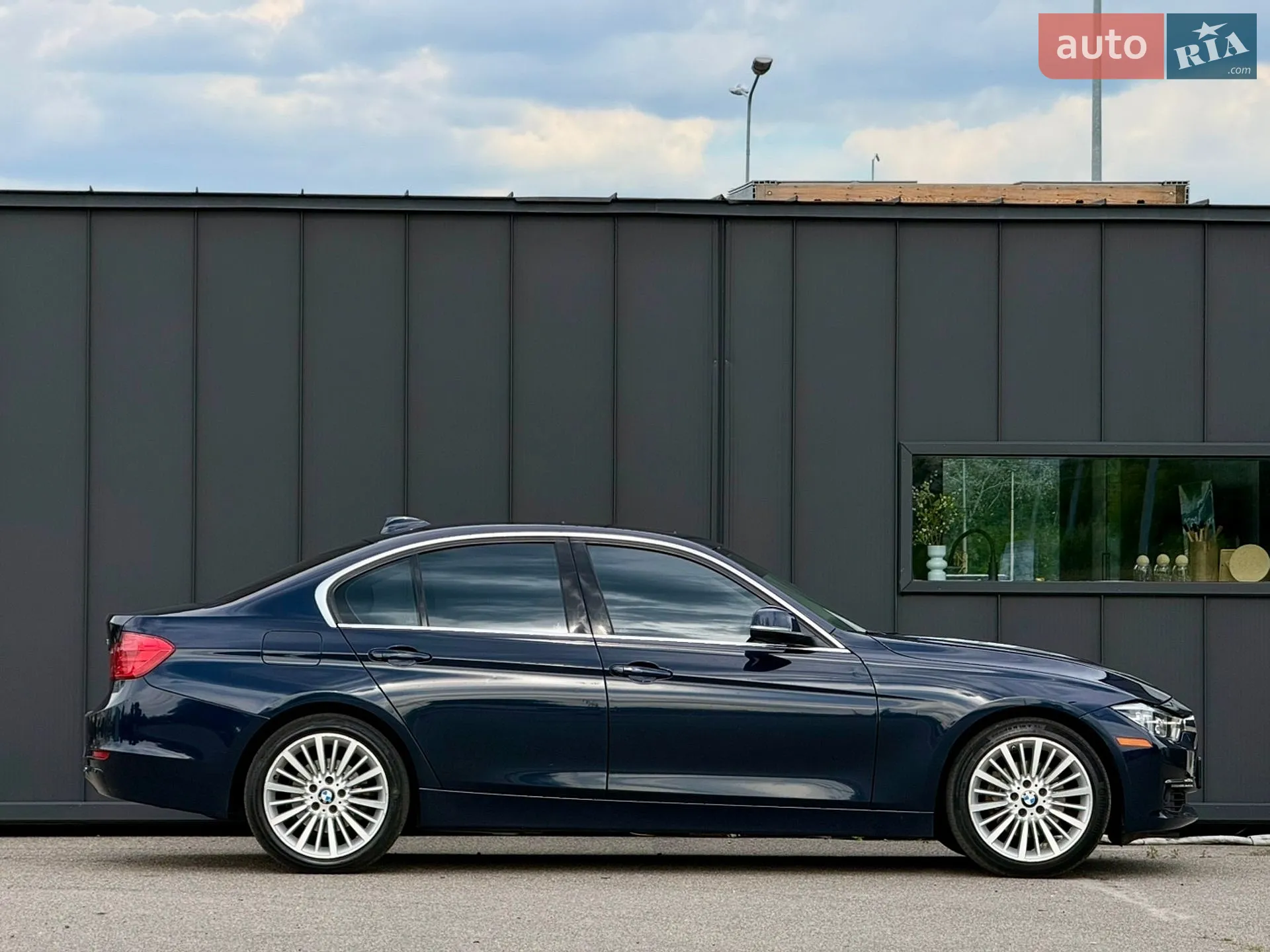 2012 BMW 3er - мініатюра 9