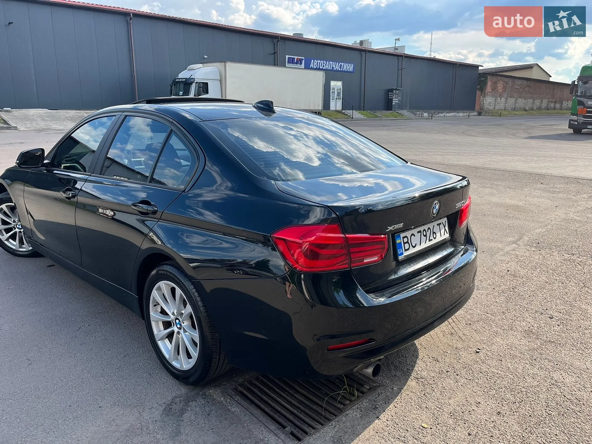 2016 BMW 3er - мініатюра 6