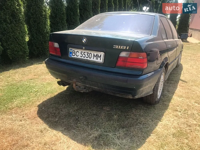 BMW 3 Series 1997 VIN WBACA91000KA22470 фото оголошення 3 з 42