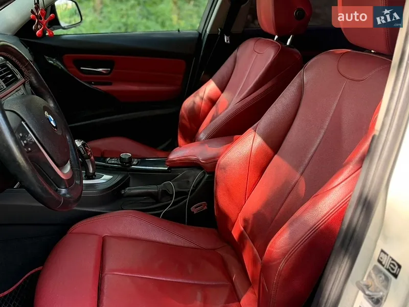 BMW 3 Series 2013 VIN WBA3C3C55EF985362 фото оголошення 35 з 76