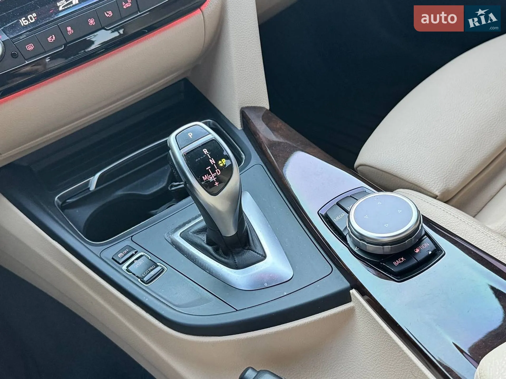 2017 BMW 3er - мініатюра 15