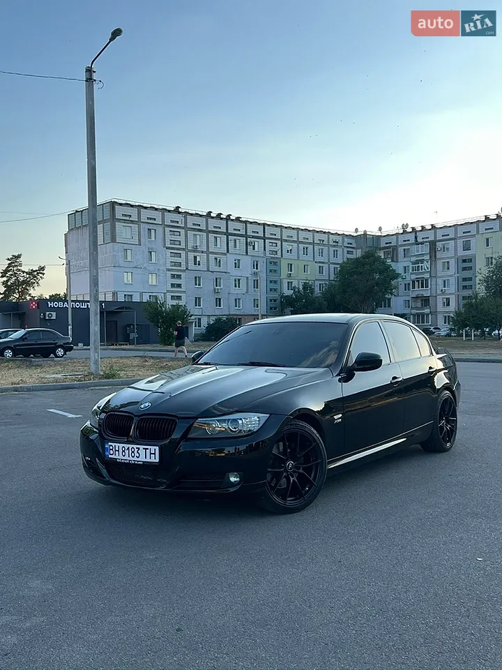 2012 BMW 3er - мініатюра 12