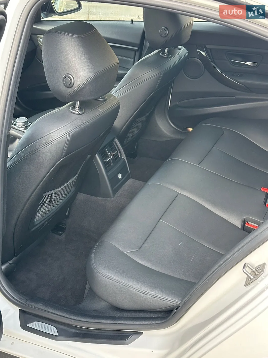 2015 BMW 3er - мініатюра 19