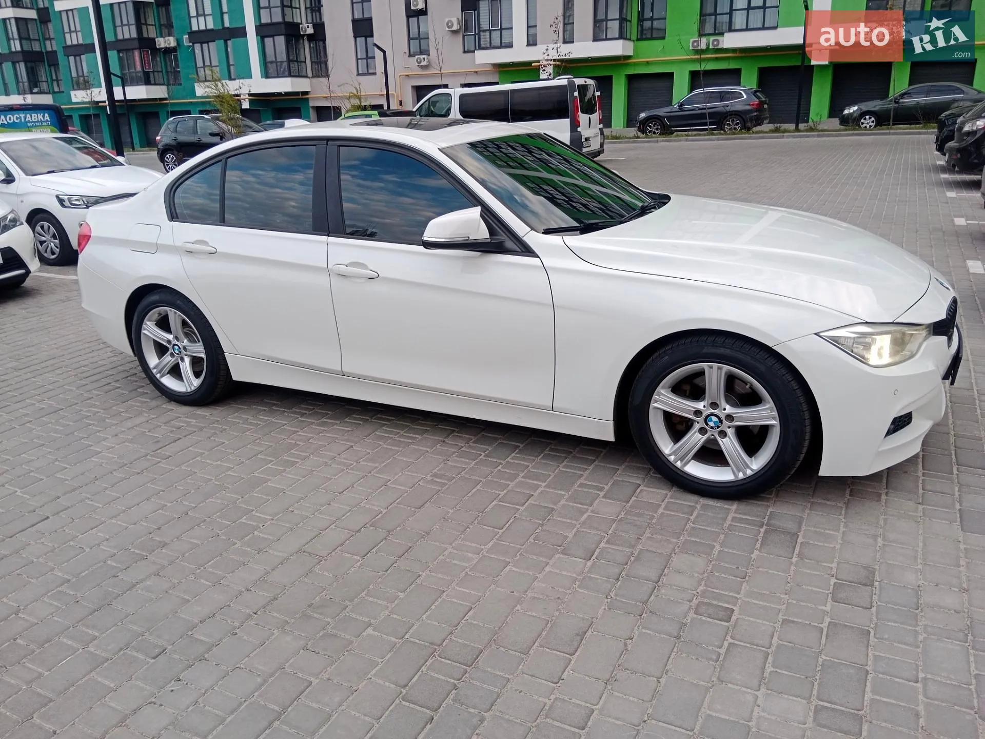 2013 BMW 3er - мініатюра 2