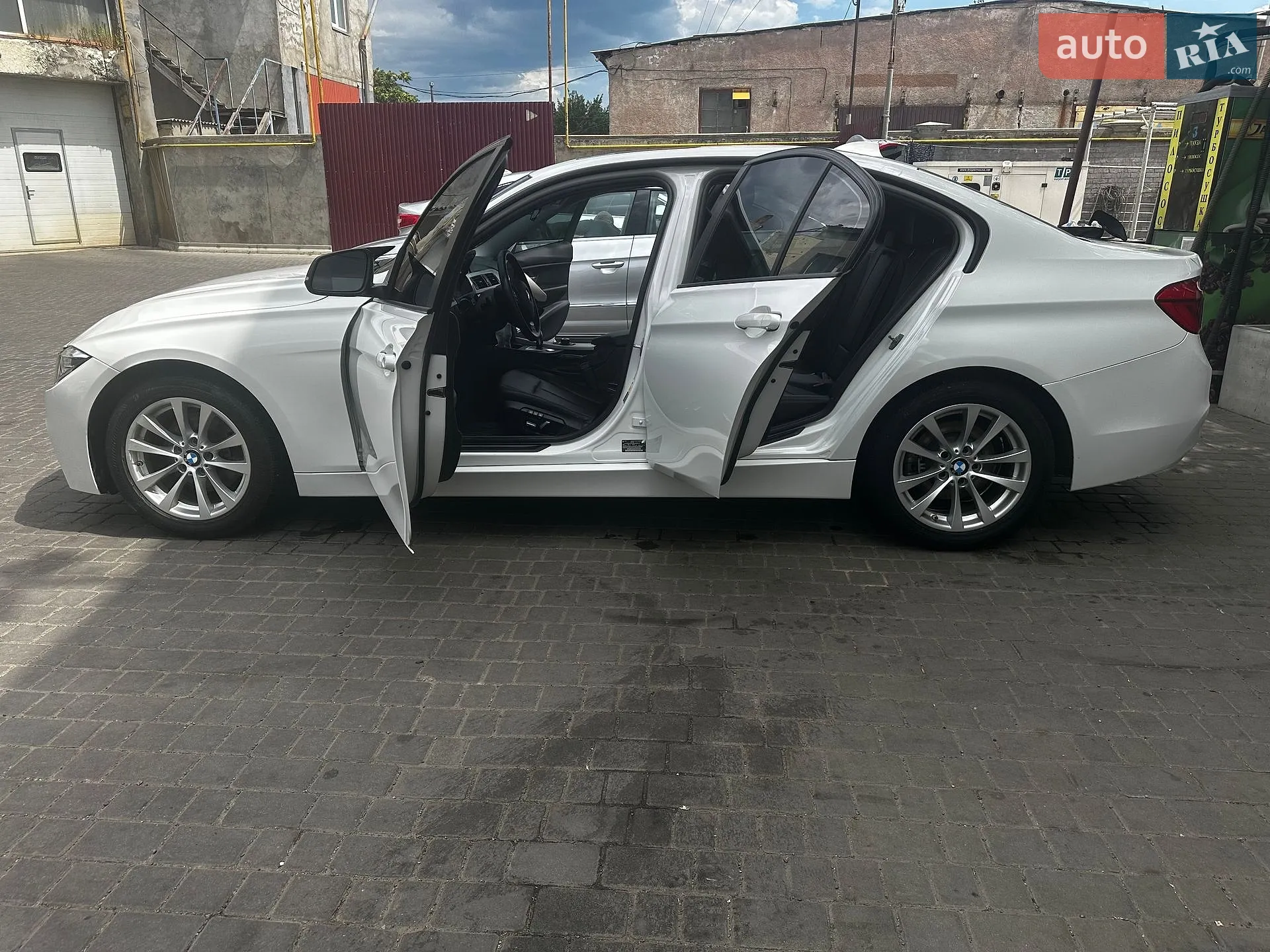 2016 BMW 3er - мініатюра 5