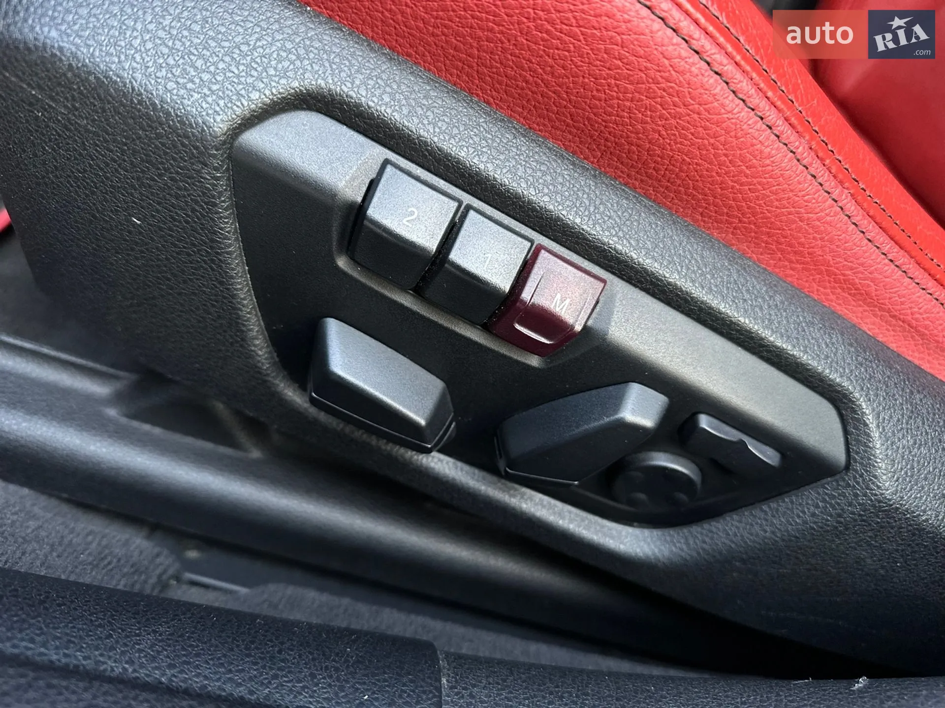 BMW 3 Series 2012 VIN WBA3A5C51CF259190 фото оголошення 29 з 58