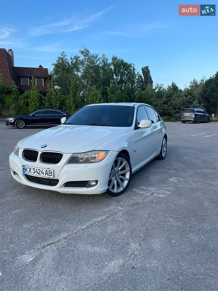 2010 BMW 3er - мініатюра 28