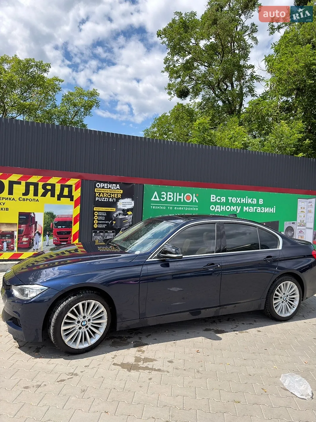 2011 BMW 3er - мініатюра 11