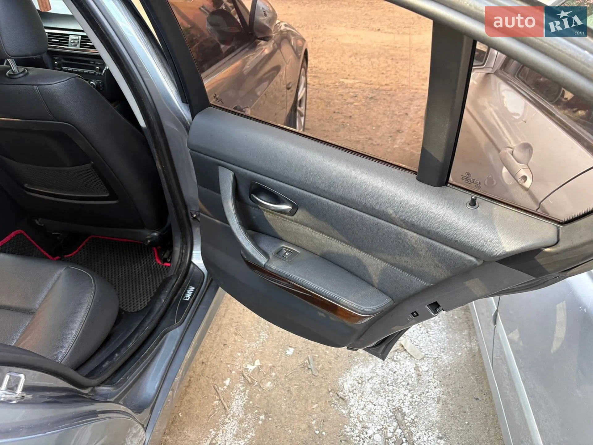 2010 BMW 3er - мініатюра 9