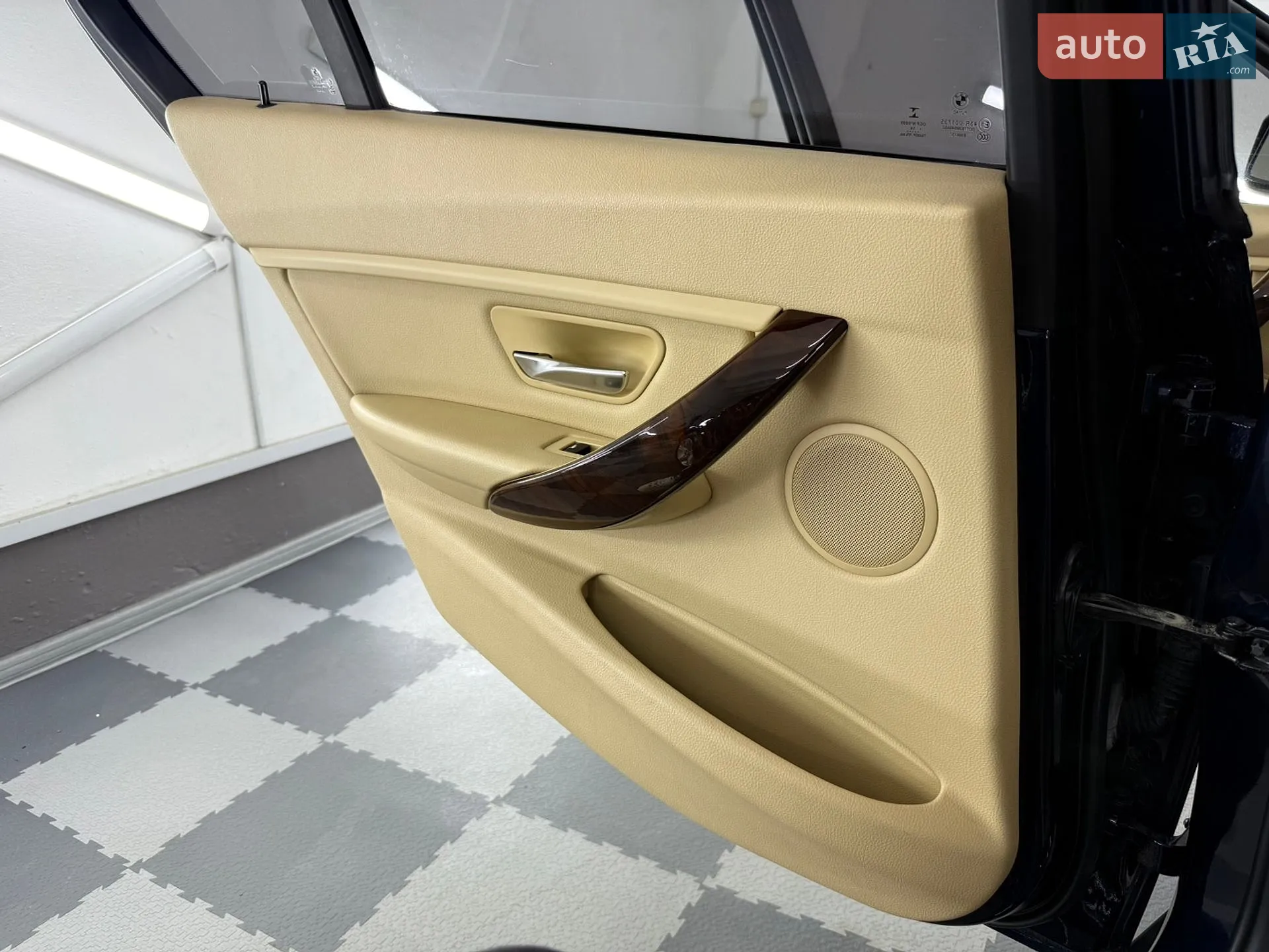 2015 BMW 3er - мініатюра 26