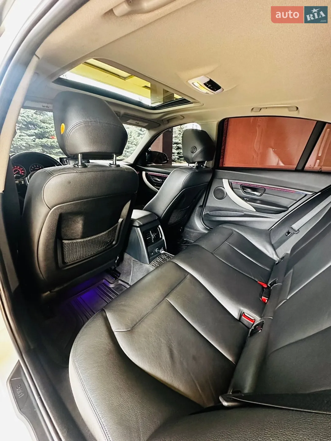 2012 BMW 3er - мініатюра 12