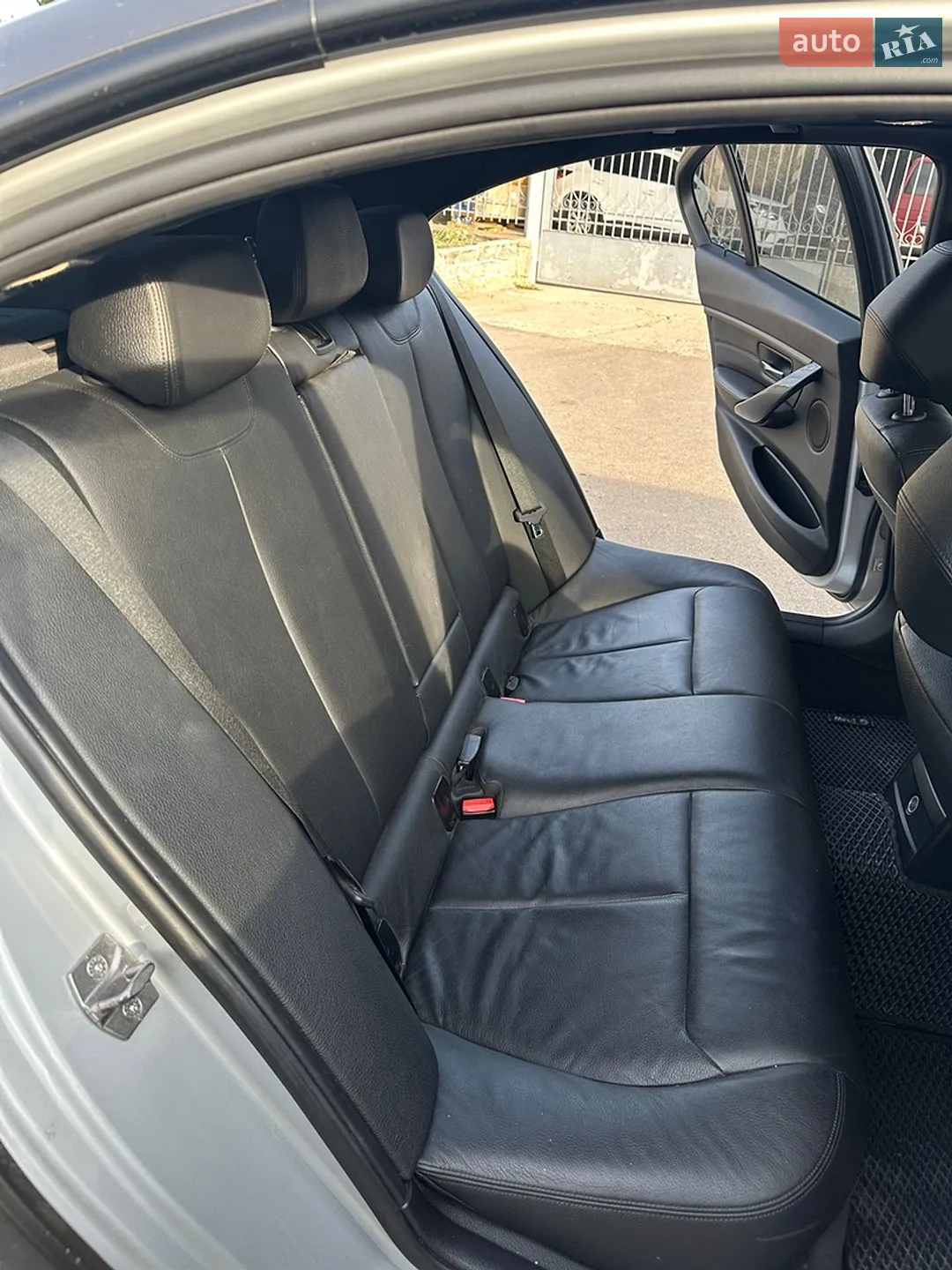 2012 BMW 3er - мініатюра 16
