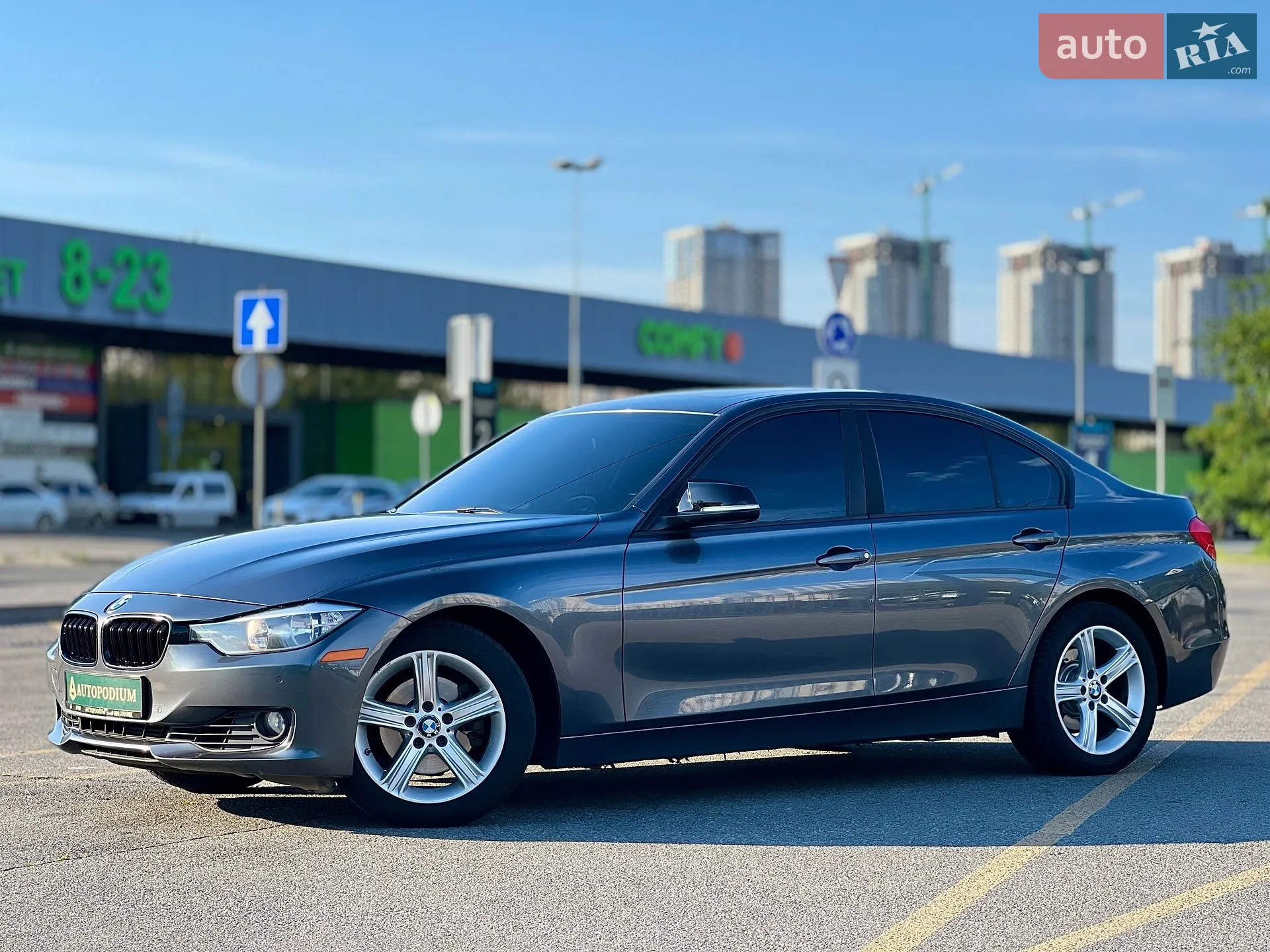 2014 BMW 3er - мініатюра 2