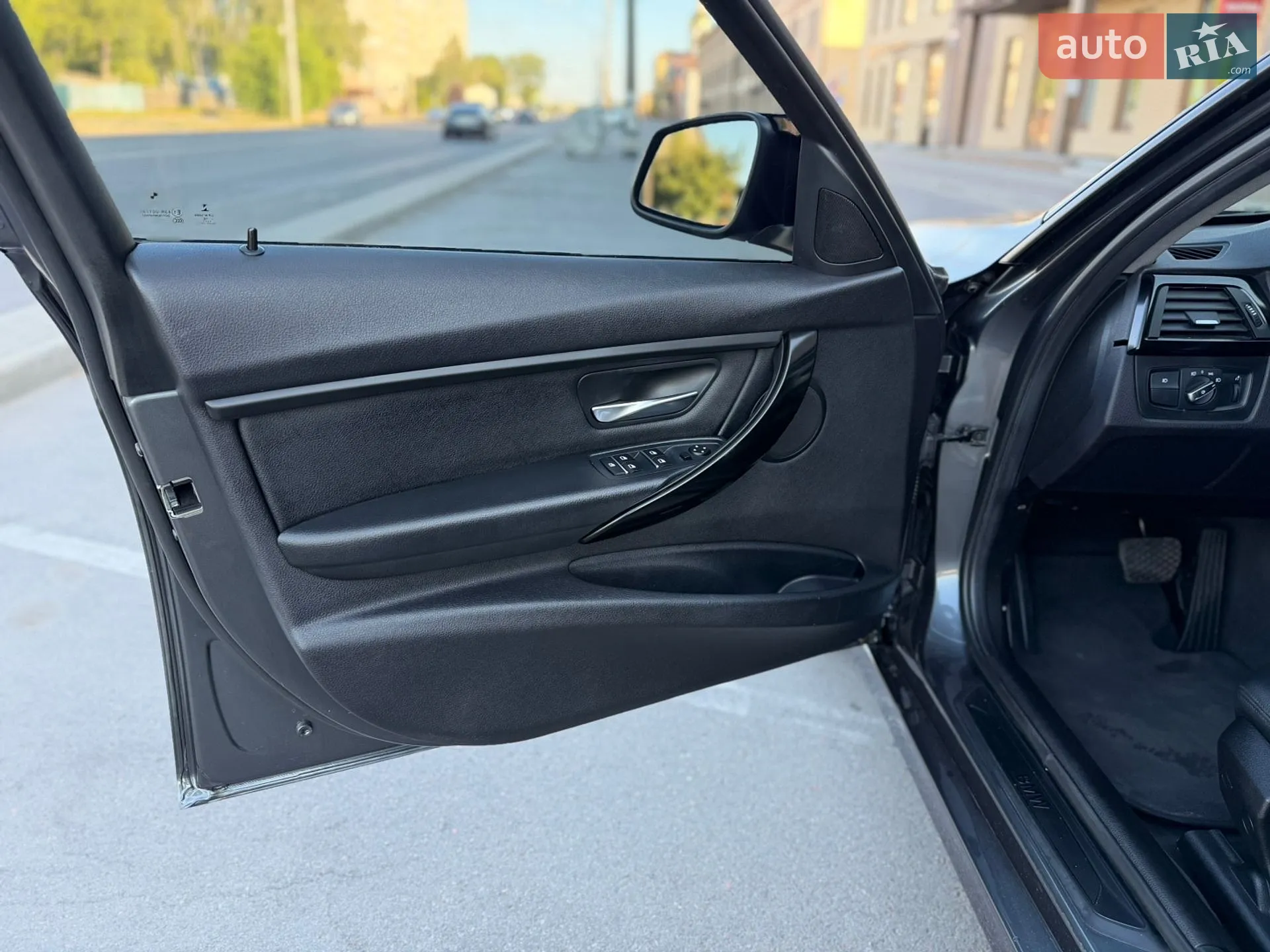 2016 BMW 3er - мініатюра 10