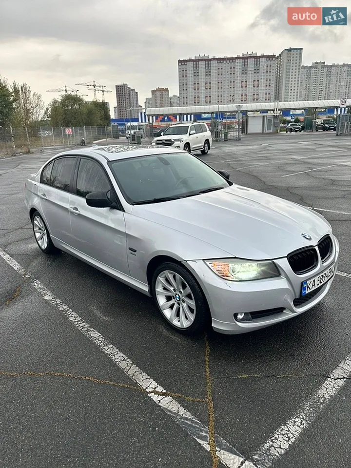 2011 BMW 3er - мініатюра 12