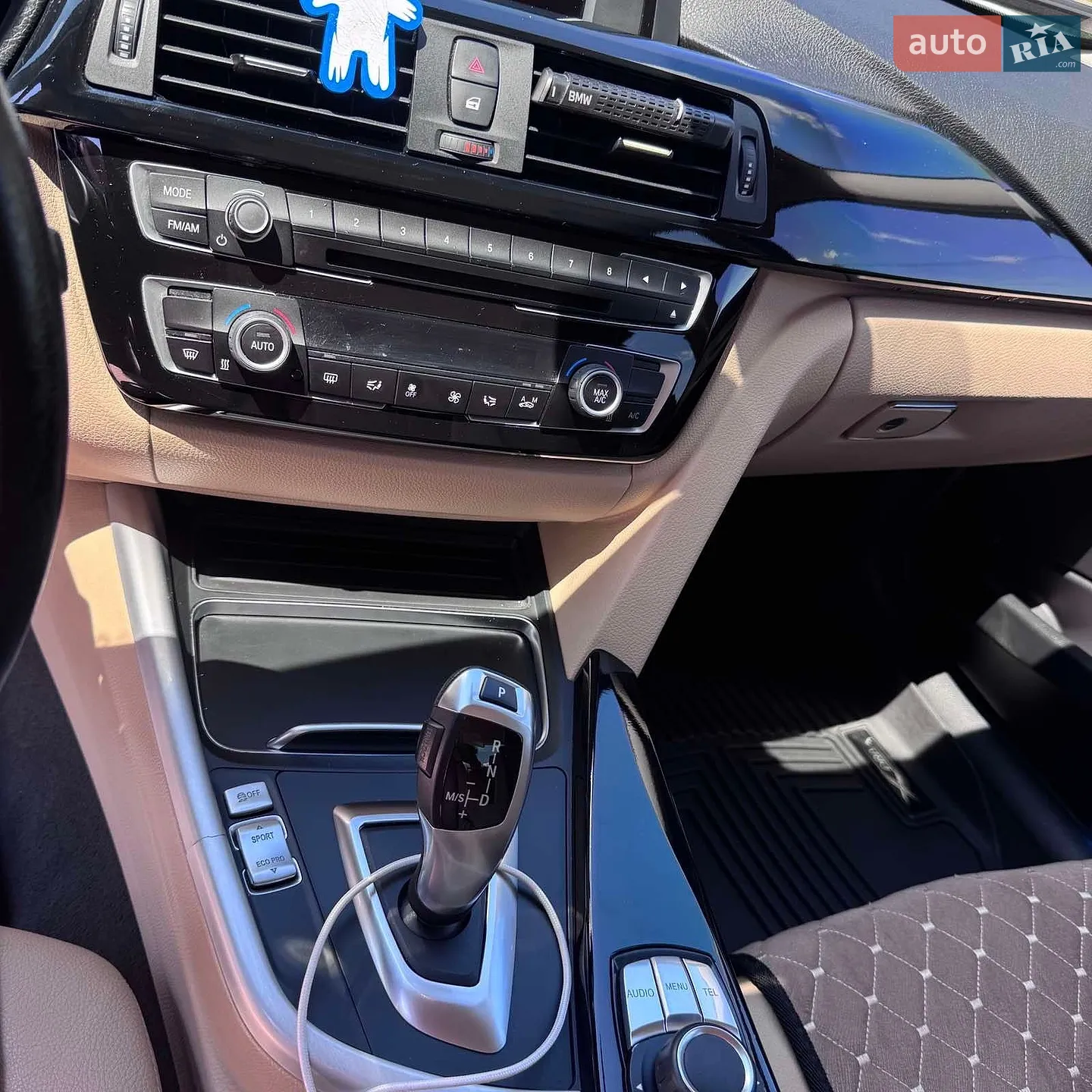2016 BMW 3er - мініатюра 12