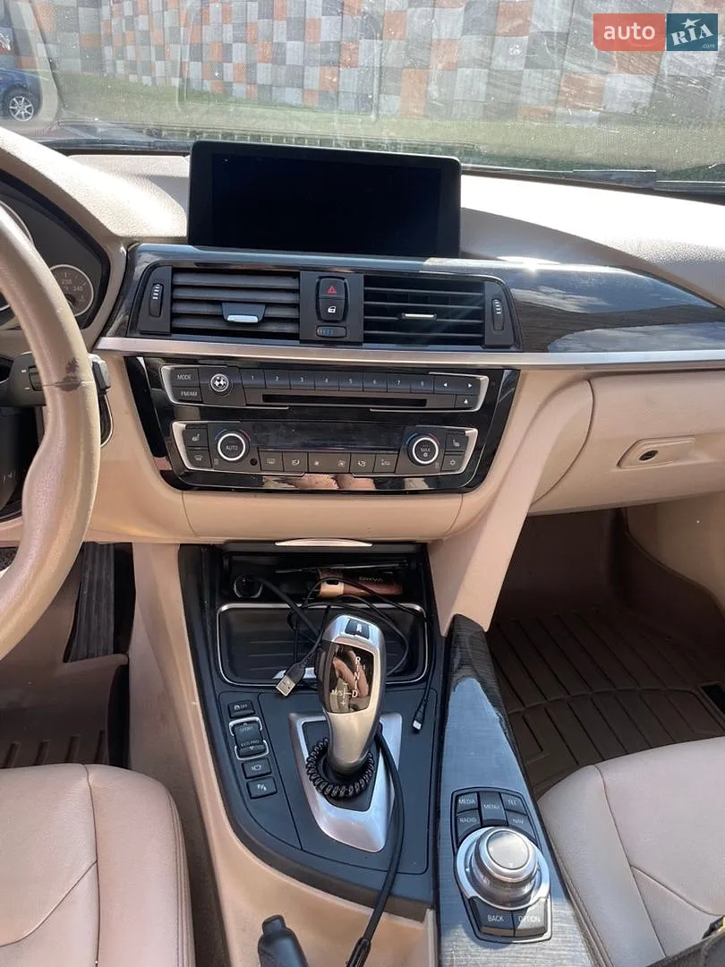 2012 BMW 3er - мініатюра 29