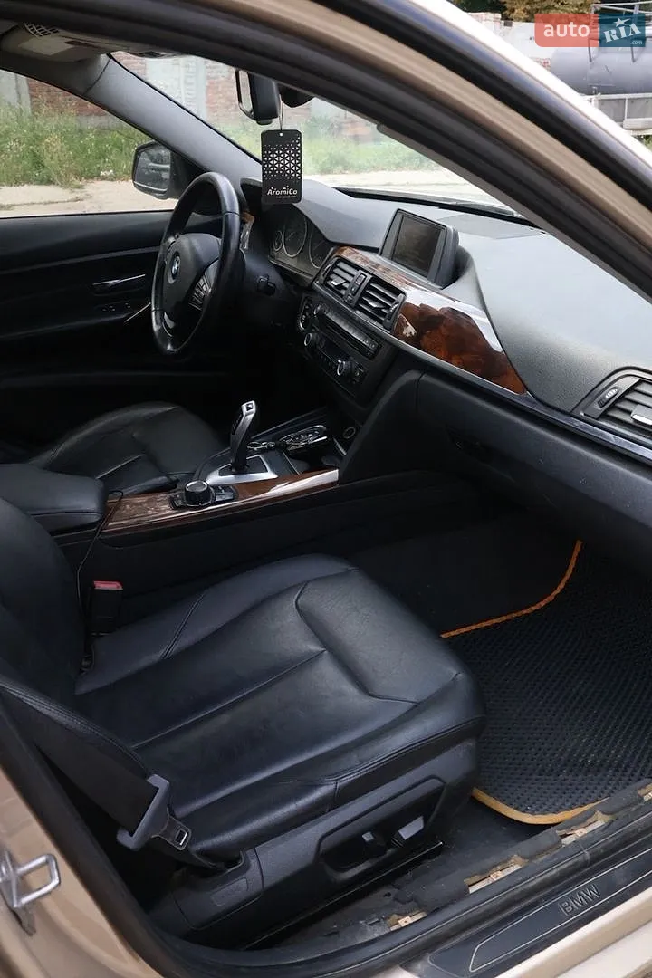 2012 BMW 3er - мініатюра 16