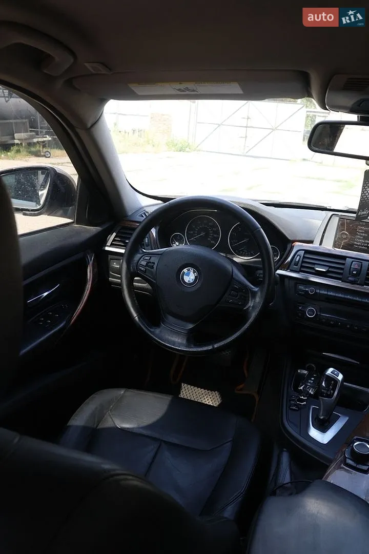 2012 BMW 3er - мініатюра 26