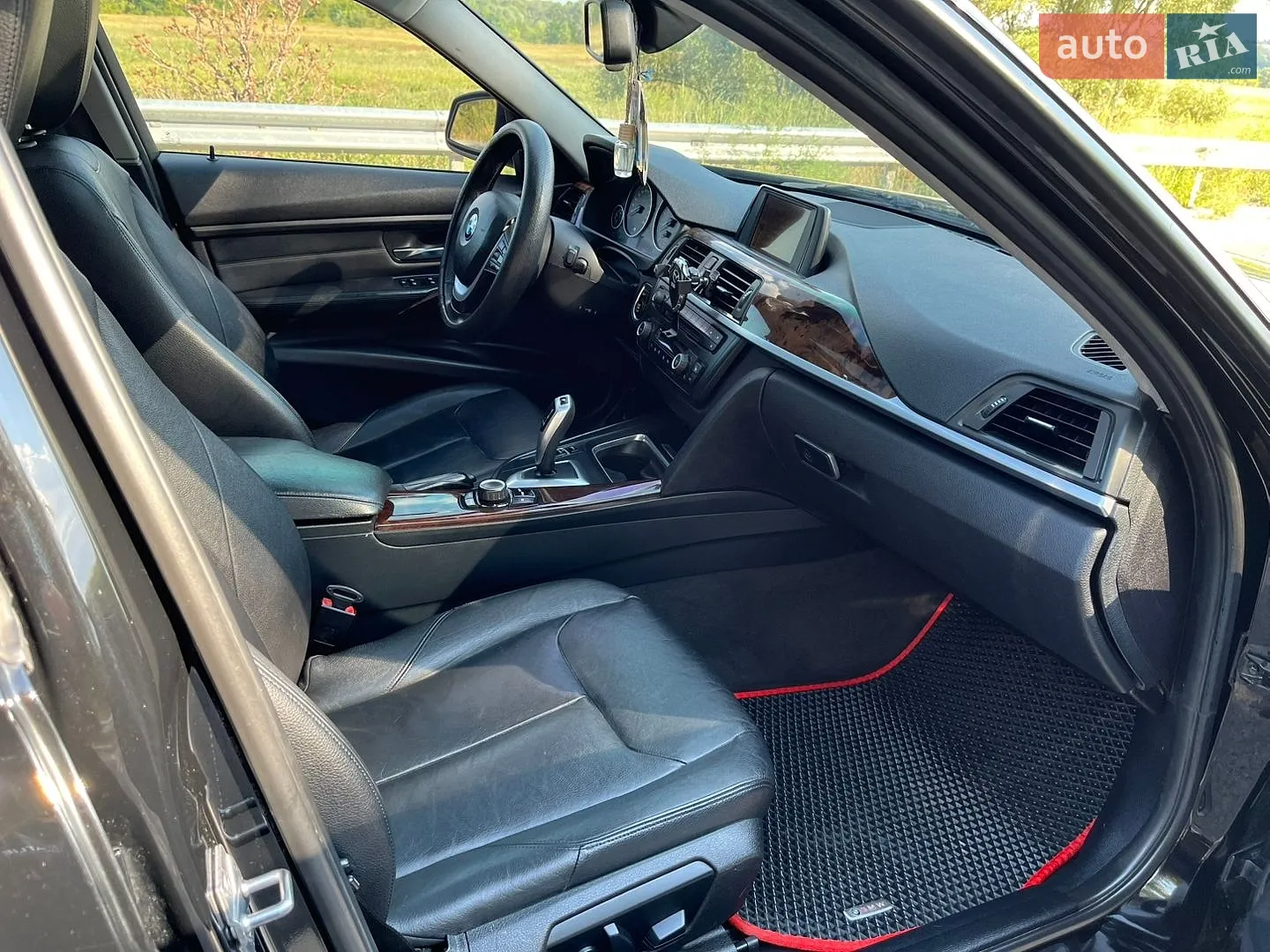 2014 BMW 3er - мініатюра 28