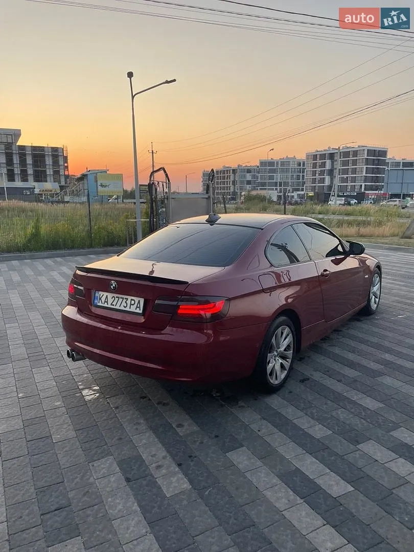 2010 BMW 3er - мініатюра 9
