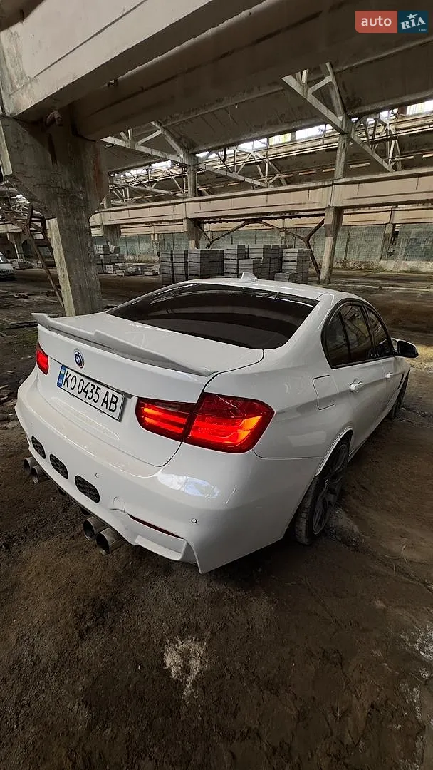 2012 BMW 3er - мініатюра 12