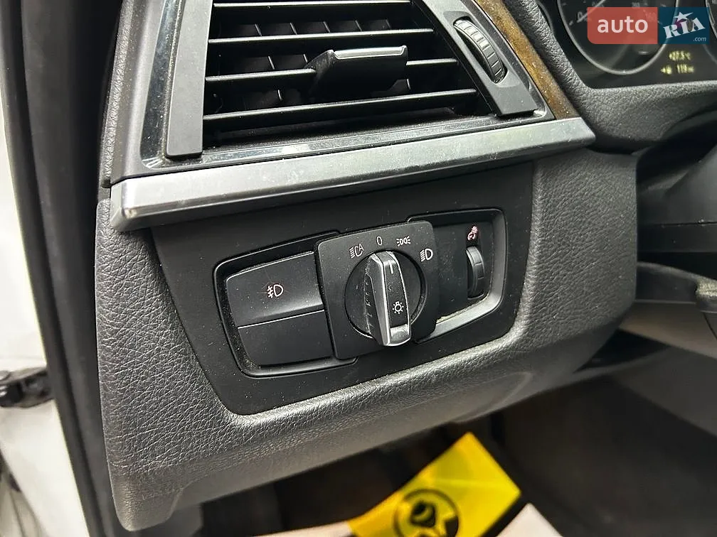2015 BMW 3er - мініатюра 21