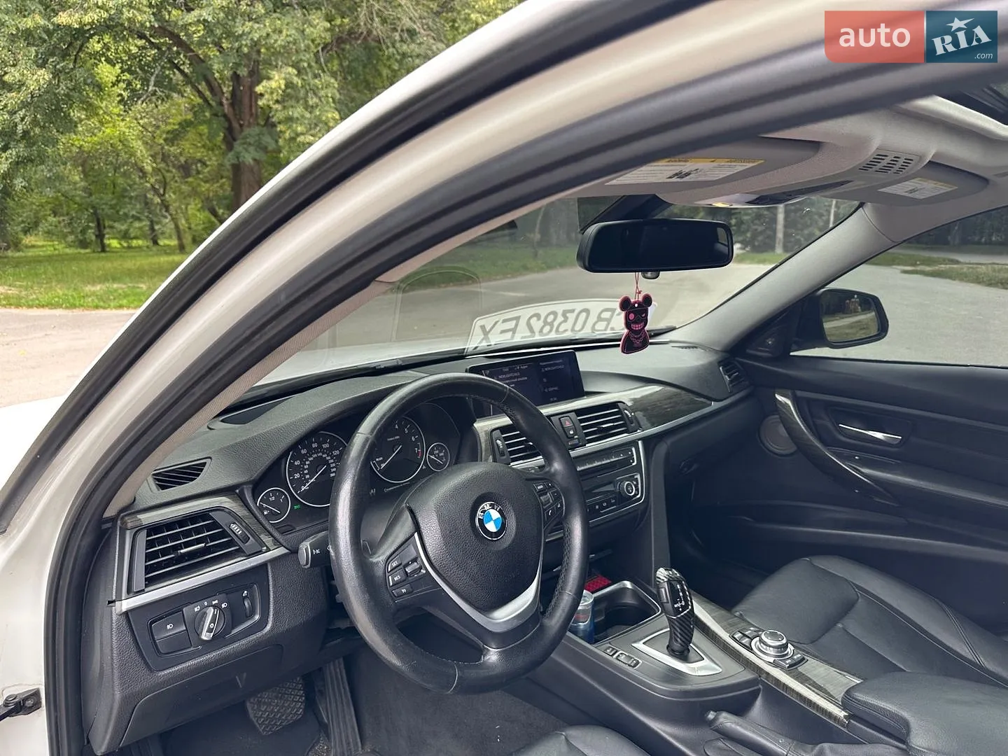 2012 BMW 3er - мініатюра 15