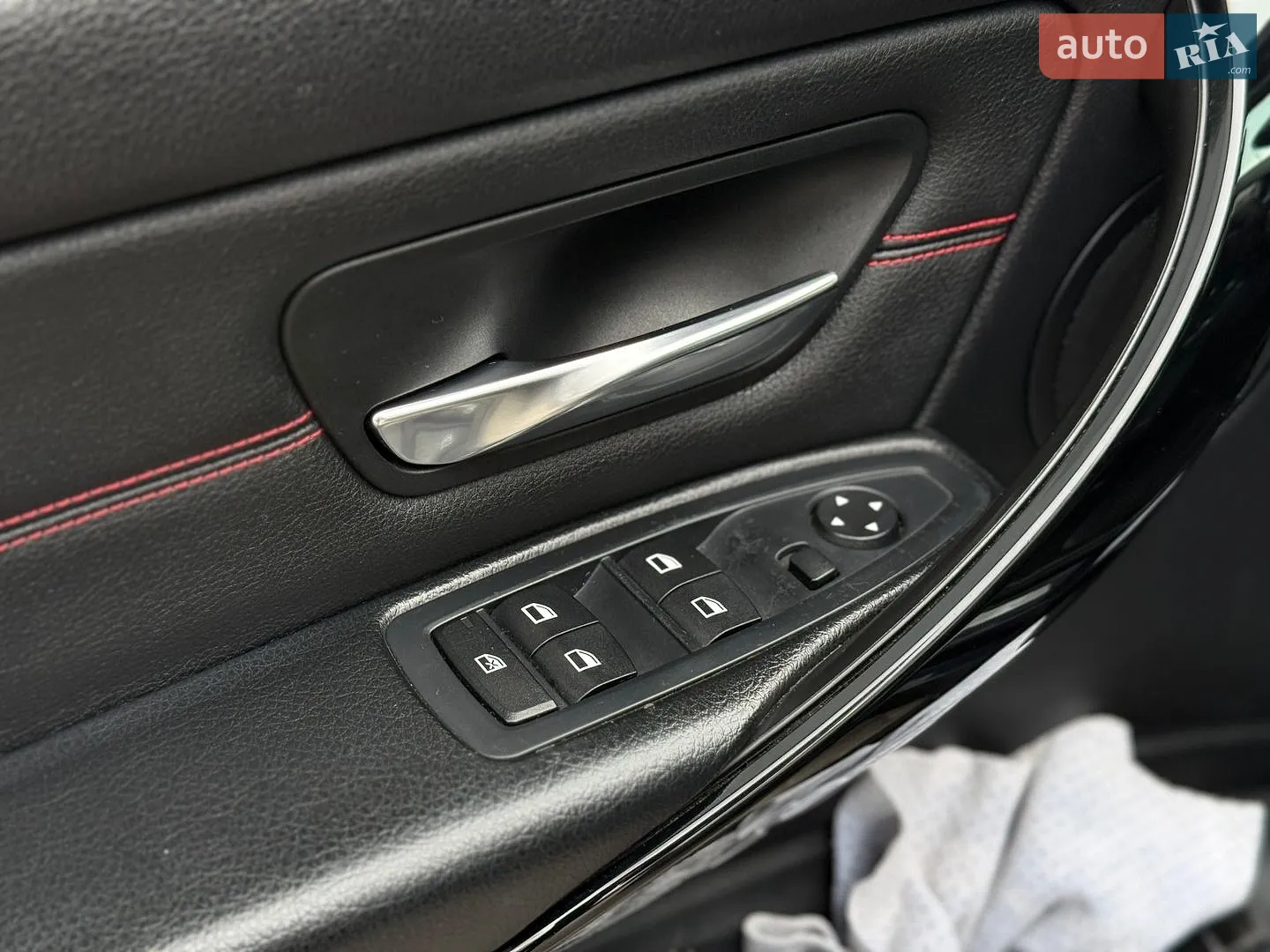 2012 BMW 3er - мініатюра 11