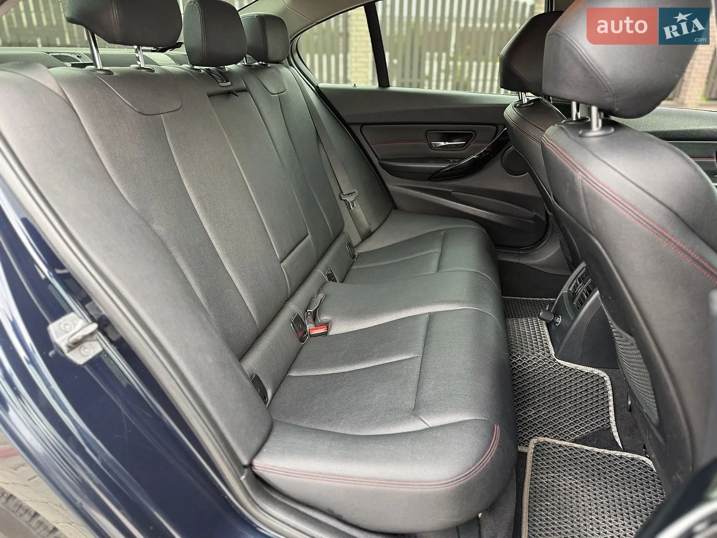 2012 BMW 3er - мініатюра 14