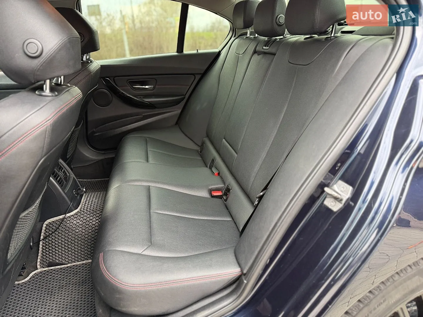 2012 BMW 3er - мініатюра 17
