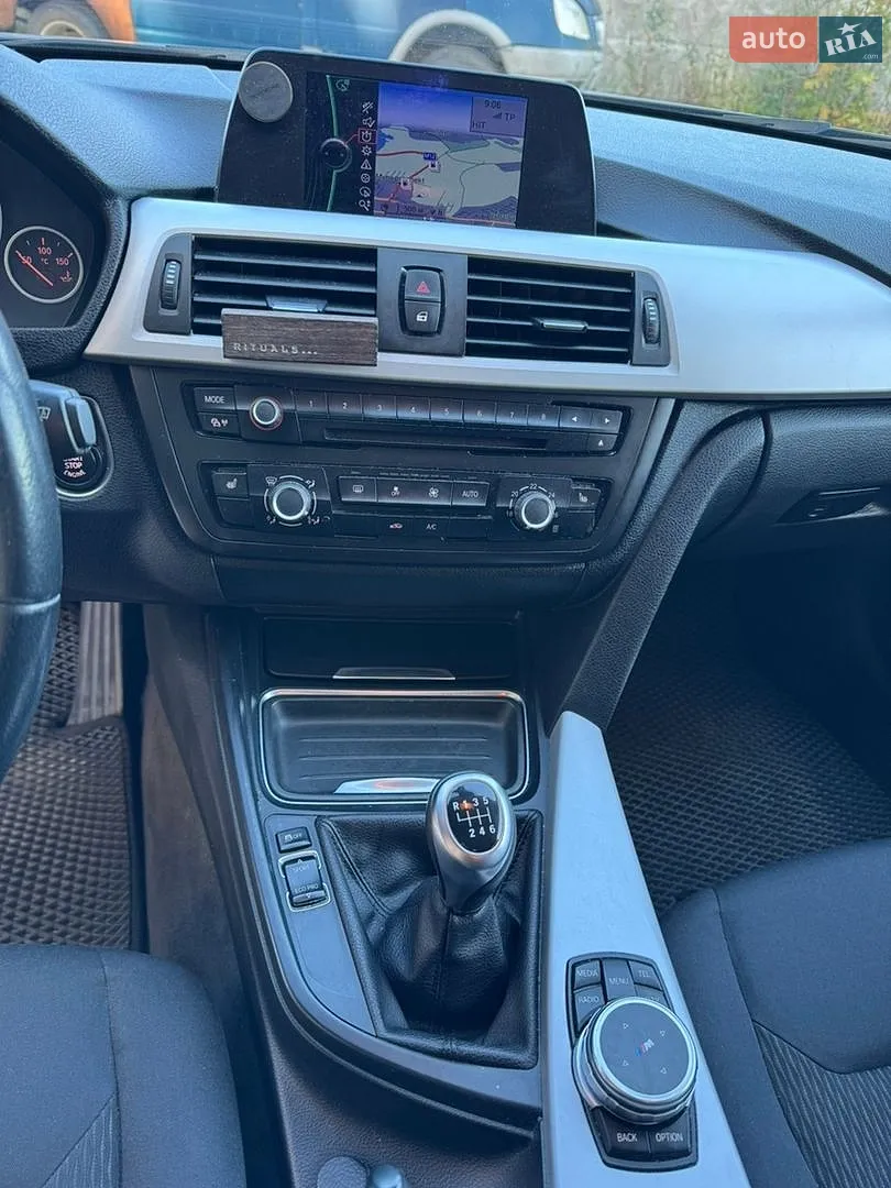 2012 BMW 3er - мініатюра 14