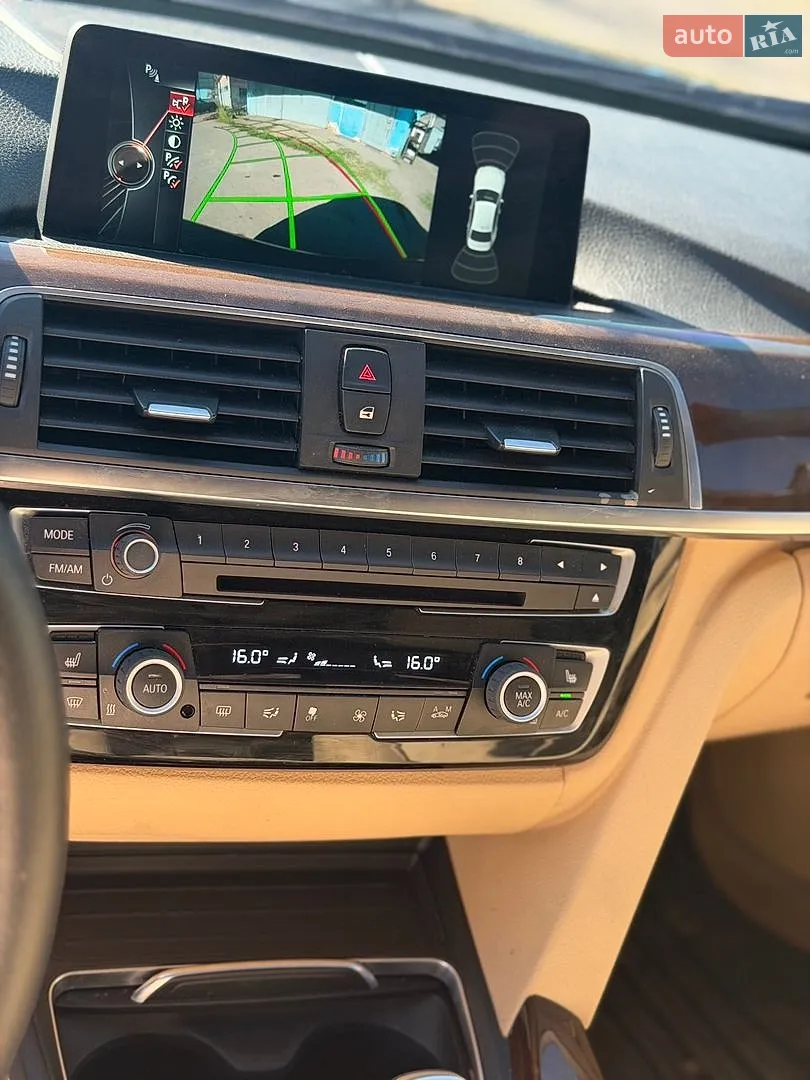 2016 BMW 3er - мініатюра 16