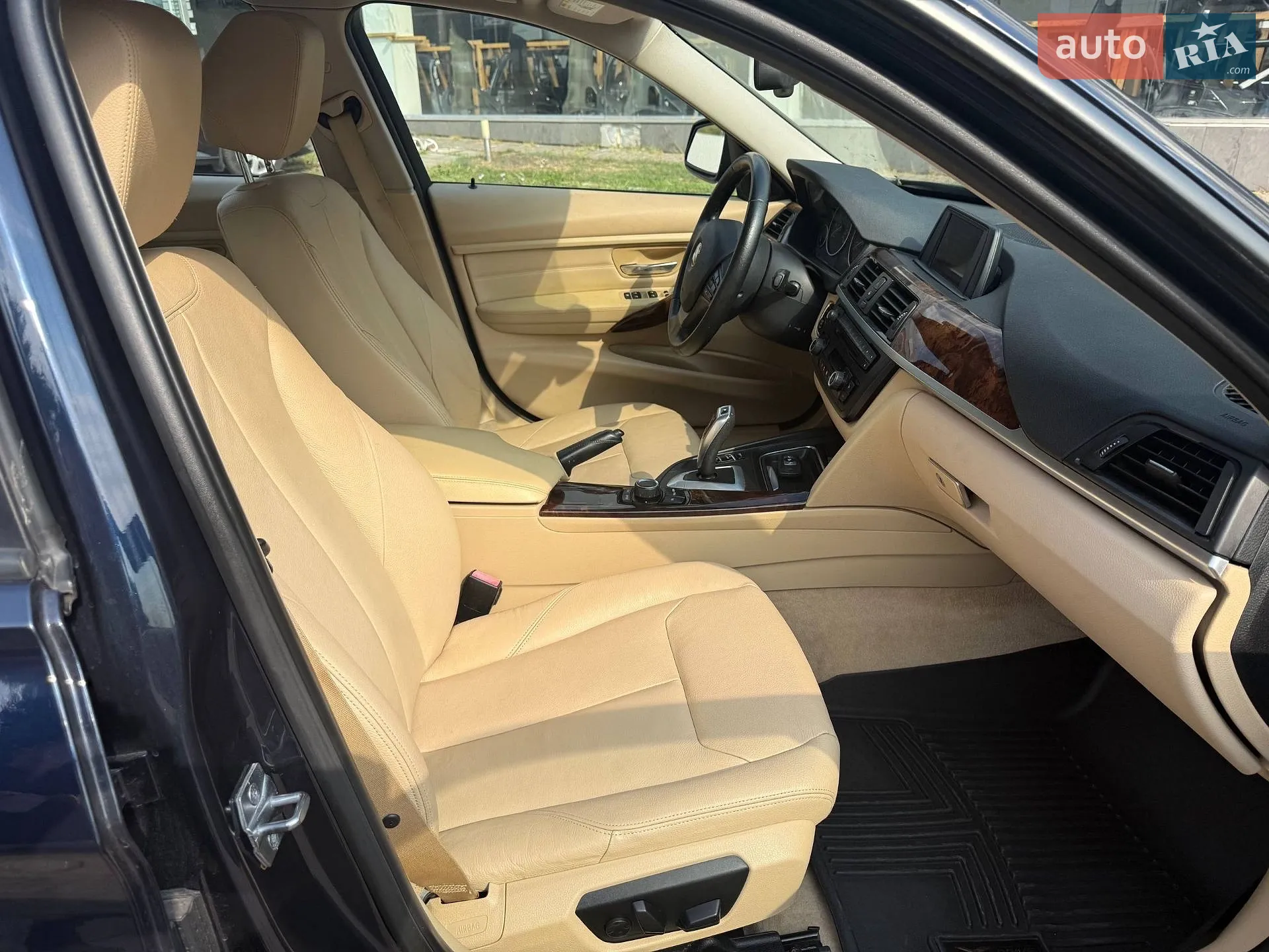 2013 BMW 3er - мініатюра 18