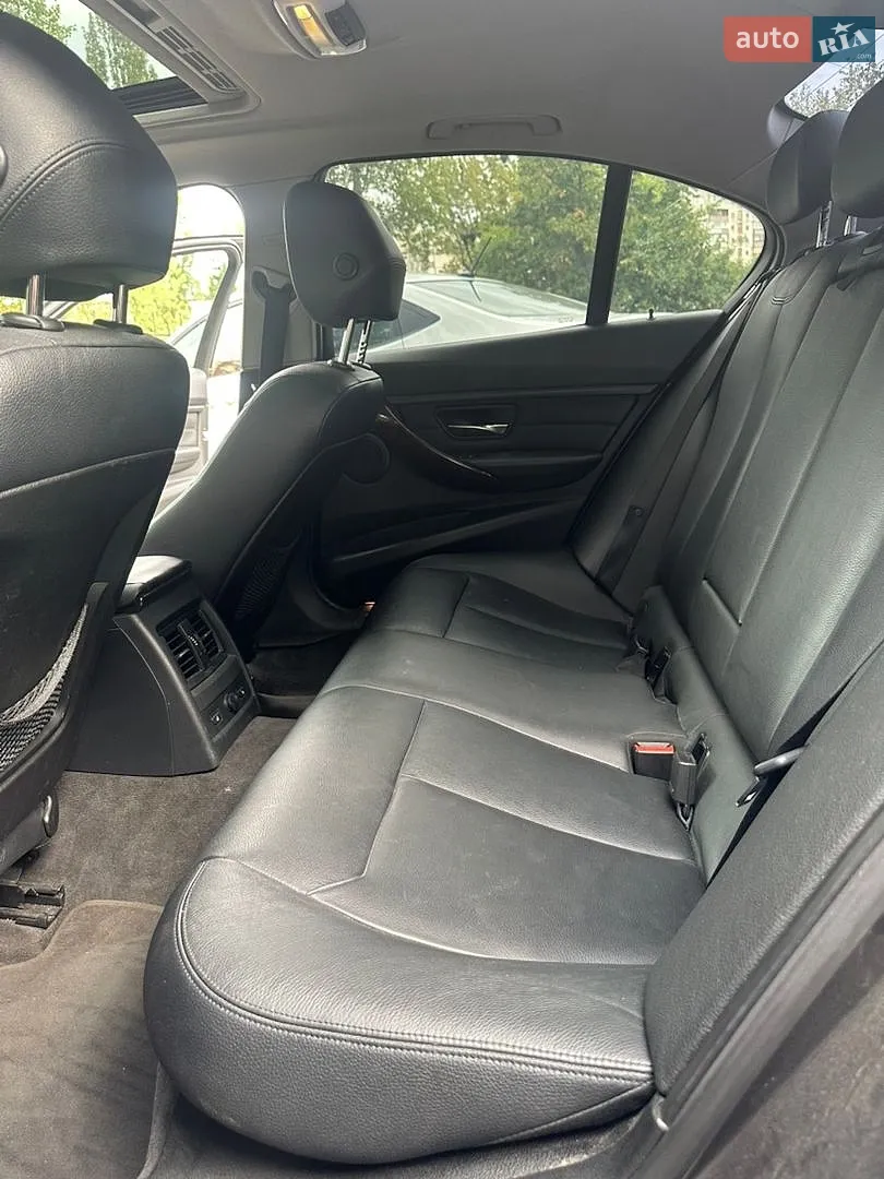2013 BMW 3er - мініатюра 13