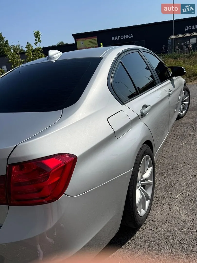 2012 BMW 3er - мініатюра 9