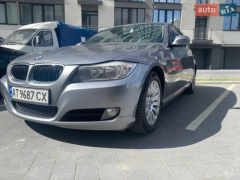 BMW 3 Series 2009